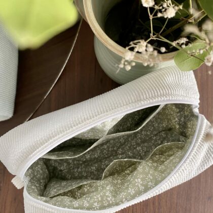 TROUSSE VELOURS - Blanche