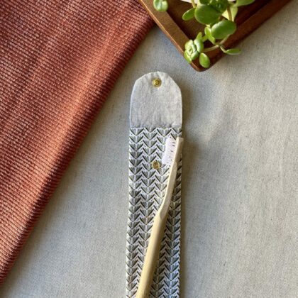 ETUI A BROSSE A DENTS - SASHA