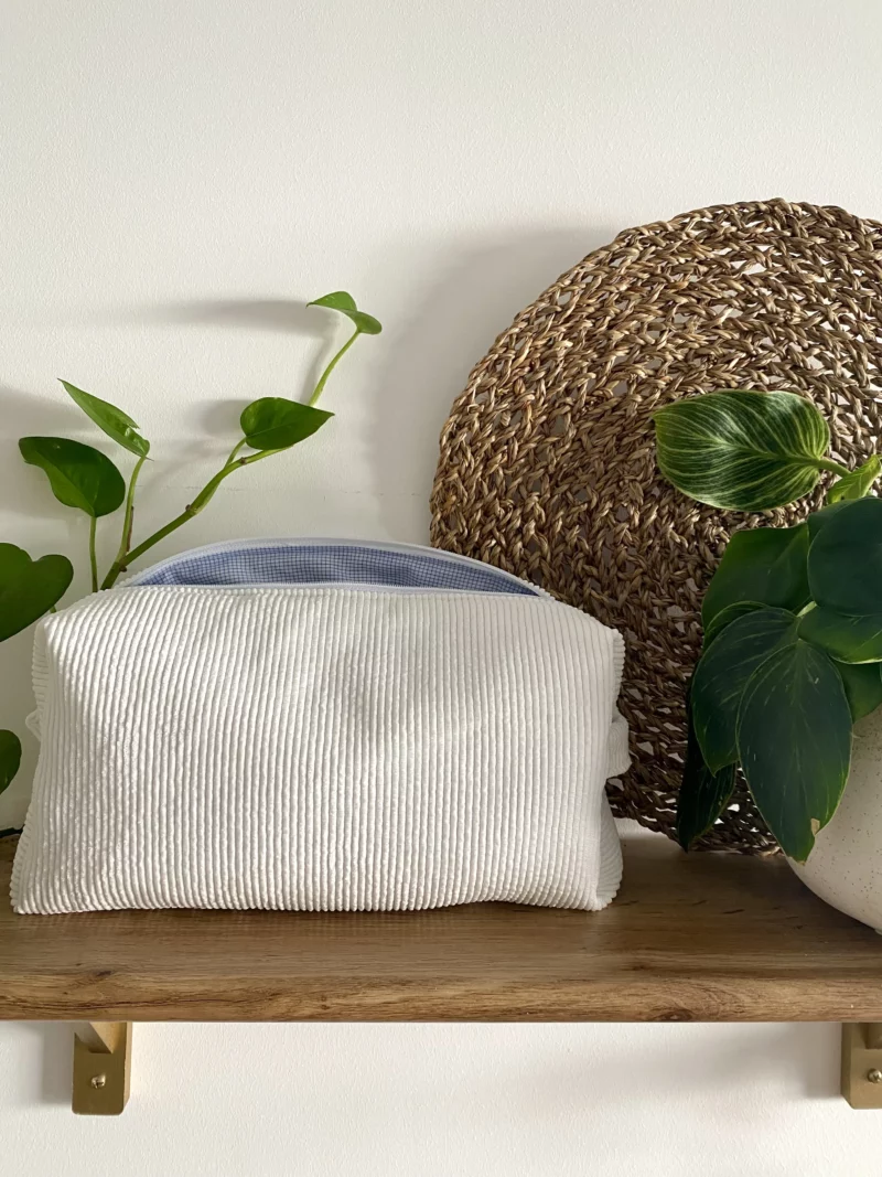 TROUSSE DE TOILETTE UPCYCLÉ