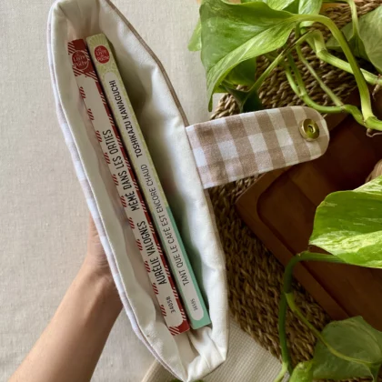 HOUSSE DE LIVRE ET MARQUE PAGE - VICHY BEIGE