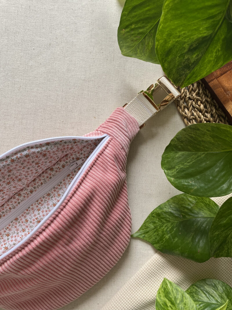 SAC BANANE EN VELOURS ROSE - JEANNE