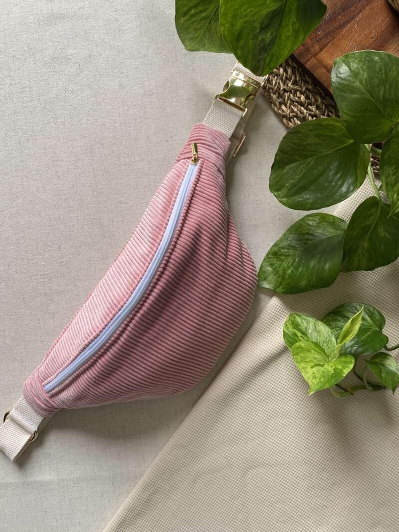 SAC BANANE EN VELOURS ROSE - JEANNE