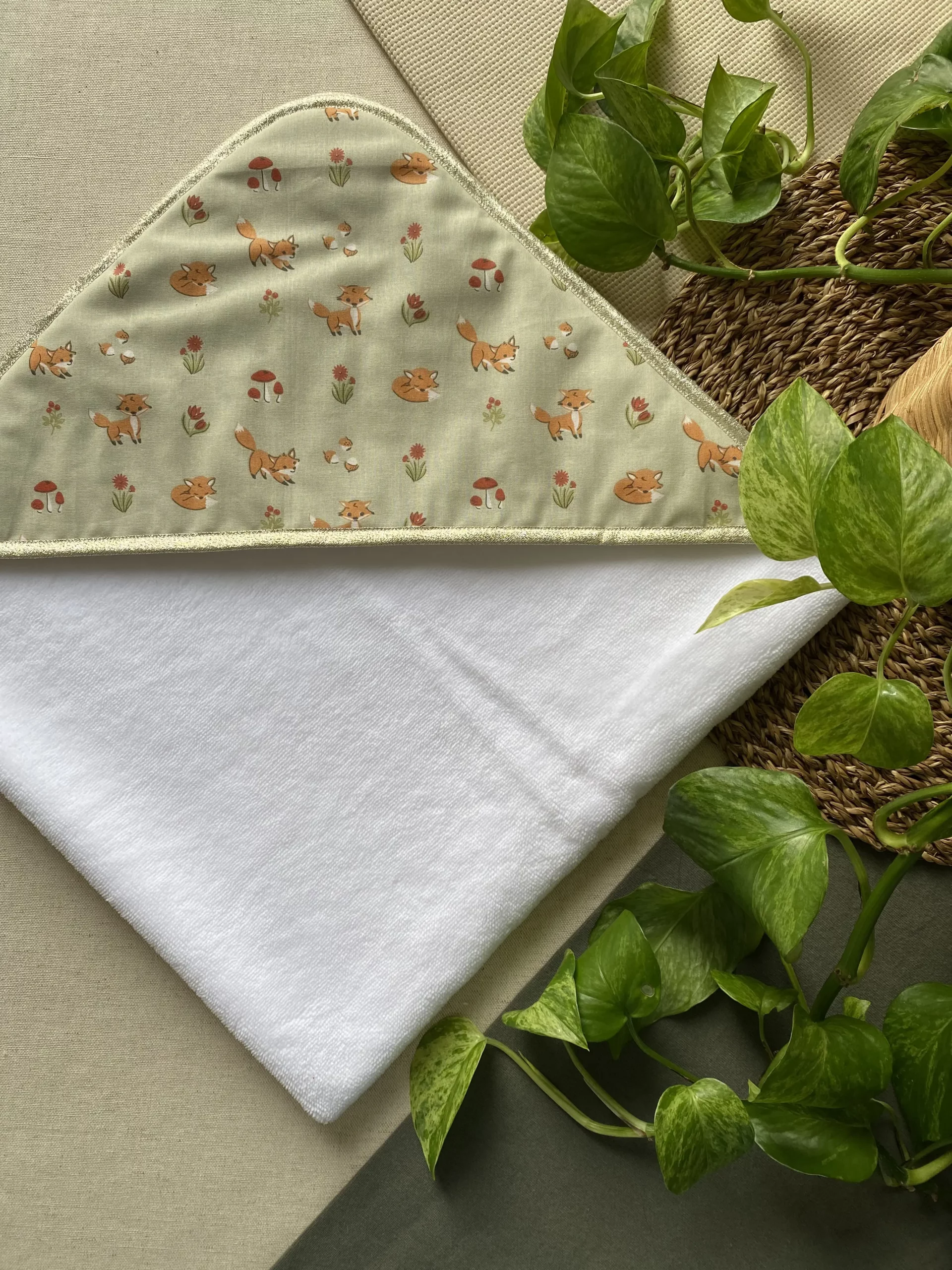 CAPE DE BAIN - LES PETITS RENARDS