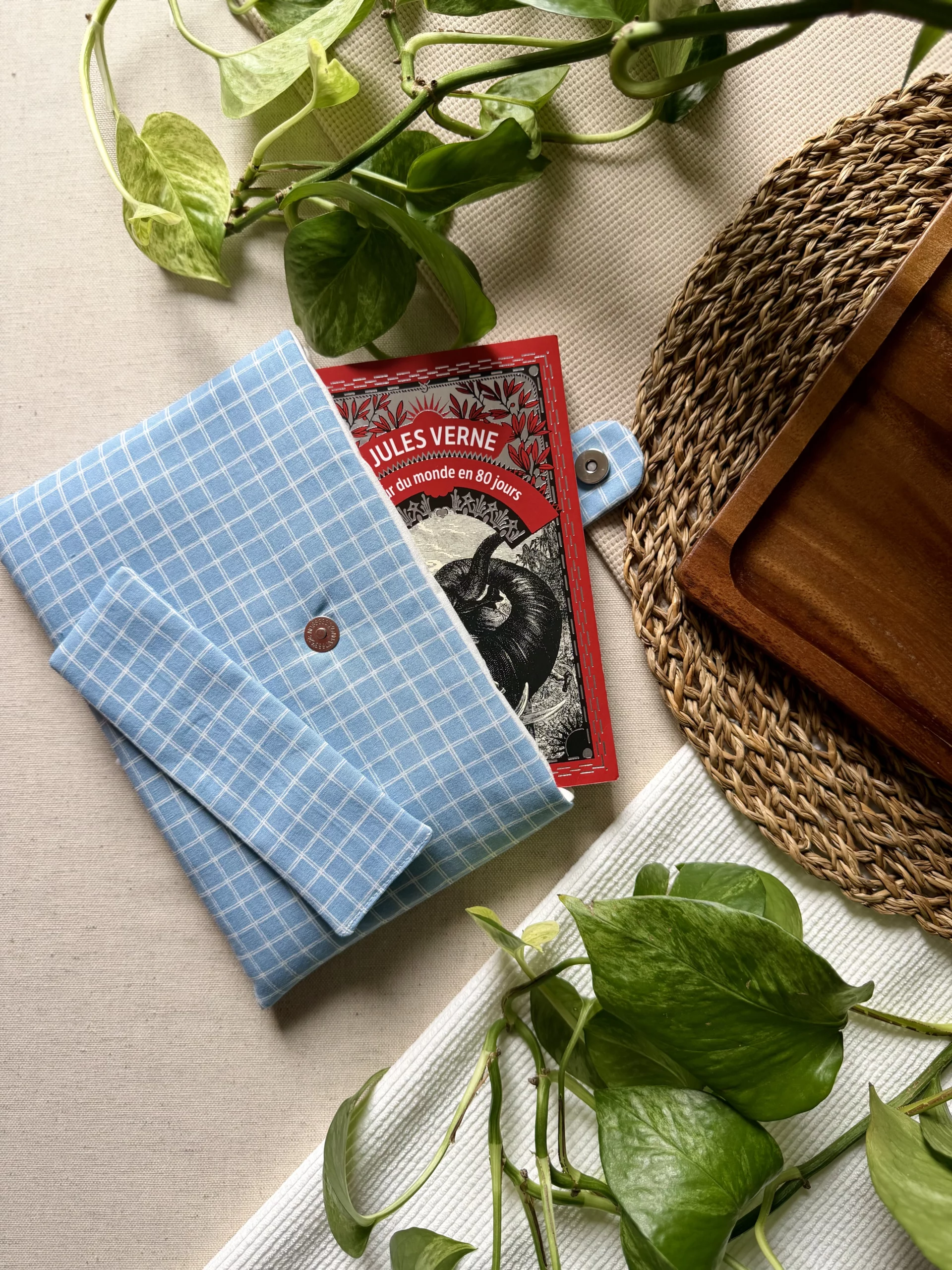 HOUSSE DE LIVRE ET MARQUE PAGE - MAX